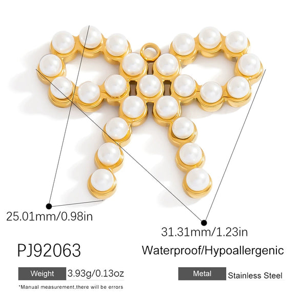 Wholesale Stainless Steel Retro Animal Style Geometric Butterfly Pendant Jewelry Accessories With Electroplating And Return Pattern