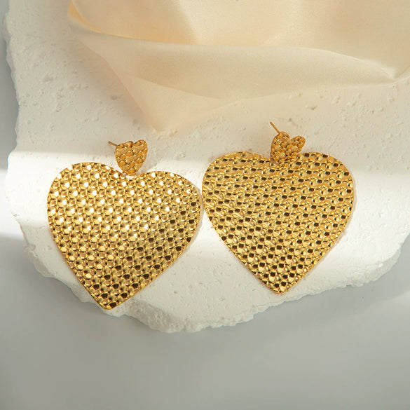 Wholesale Stainless Steel Retro Geometric Asymmetric Love Hollow Stitching Heart Shape Electroplating Women's Earrings