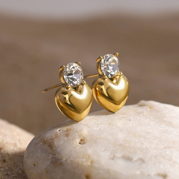 Wholesale Stainless Steel Retro Geometric Loveshaped Earrings Inlaid With White Diamond 18K Gold Antiallergic And Nonfading