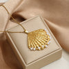 Wholesale Stainless Steel Retro Geometric Pearl Embellished Electroplated Necklace For Women
