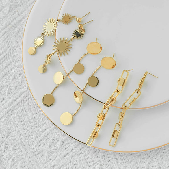 Wholesale Stainless Steel Retro Gold Round Tassel Geometric Women's Earrings With Electroplating