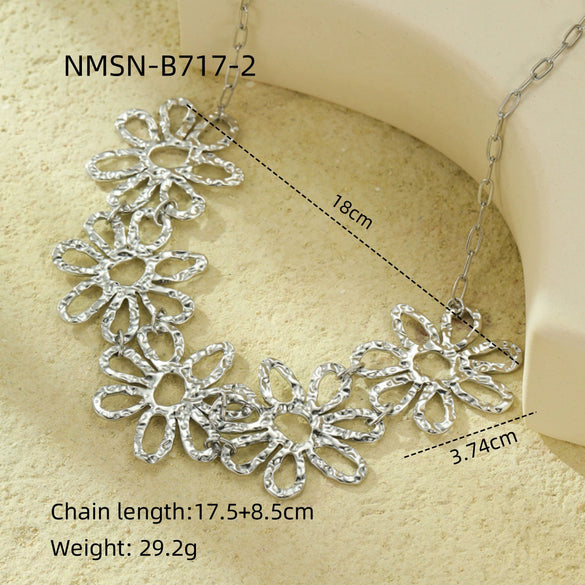 Wholesale Stainless Steel Retro Irregular Hollow Fold Flower Petal Electroplated Necklace For Women