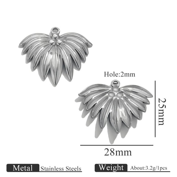 Wholesale Stainless Steel Retro Style Embossed Texture Gold Pendant Set With Flower Heart Fanshaped And Leaf Shapes Electroplated Diy Jewelry Accessories