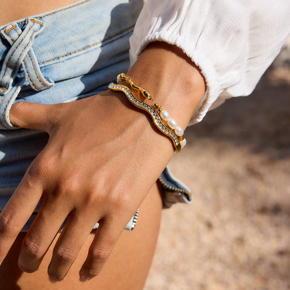 Wholesale Stainless Steel Rhinestone Buckle Bracelet For Women Geometric Shape Electroplated Light Luxury High End Jewelry