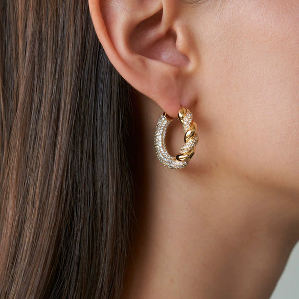 Wholesale Stainless Steel Rhinestone Circle Earrings With Geometric Design And Electroplating For Women