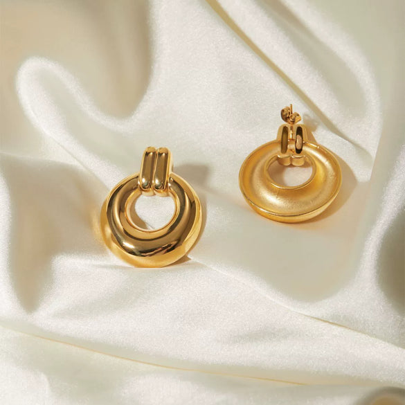 Wholesale Stainless Steel Ring Earrings With Electroplating 18K Gold Like Finish Joker Themed For Women
