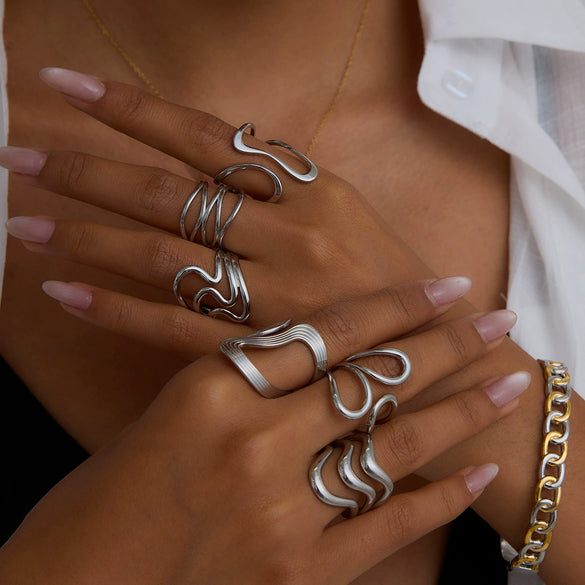 Wholesale Stainless Steel Ring For Women With Wave And Geometric Patterns Electroplated