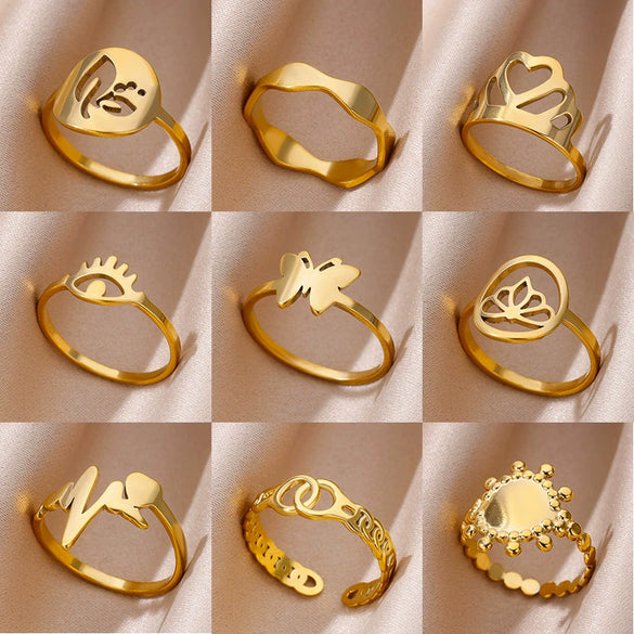 Wholesale Stainless Steel Ring With Butterfly Crown And Heart Shaped Design Geometric Style Electroplated