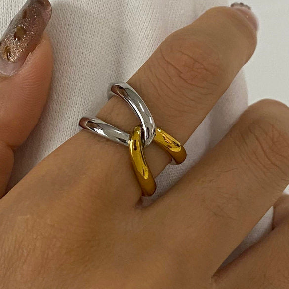 Wholesale Stainless Steel Ring With Gold And Silver Color Matching Geometric Pattern Electroplating Treatment French Retro Style