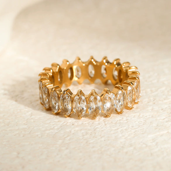 Wholesale Stainless Steel Ring With Inlaid Zircon In Geometric Pattern And Electroplating Light Luxury Style For Women