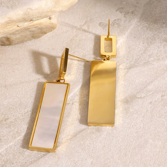 Wholesale Stainless Steel Shell Pendant Earrings With Imitation Pearl And Geometric Design Electroplated