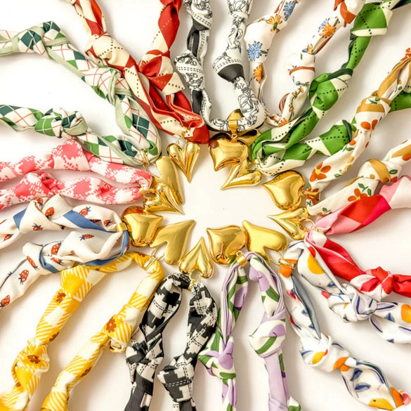 Wholesale Stainless Steel Silk Scarf Necklace With Heart Shape Sunflower Pendant And Electroplating Design