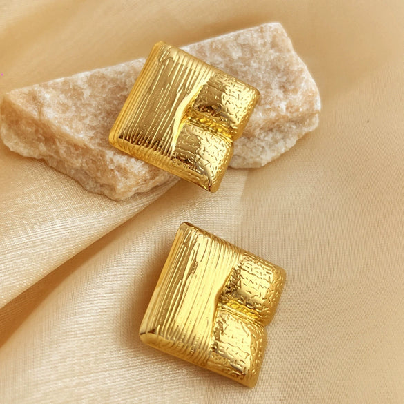 Wholesale Stainless Steel Square Heart Texture Electroplated Earrings Jewelry