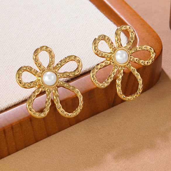 Wholesale Stainless Steel Stamped Flower Earrings For Women Light Luxury Style