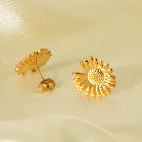 Wholesale Stainless Steel Sunflower Earrings 18K Gold Plated With Vacuum Real Gold Electroplating In Pvd Furnace For Women