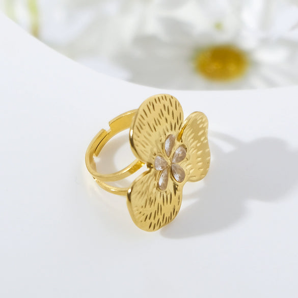 Wholesale Stainless Steel Threepetal Flower Shining Zircon Inlaid Electroplated Unisex Ring