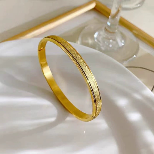 Wholesale Stainless Steel Titanium Steel Electroplated Frosted Cross Bracelet Jewelry