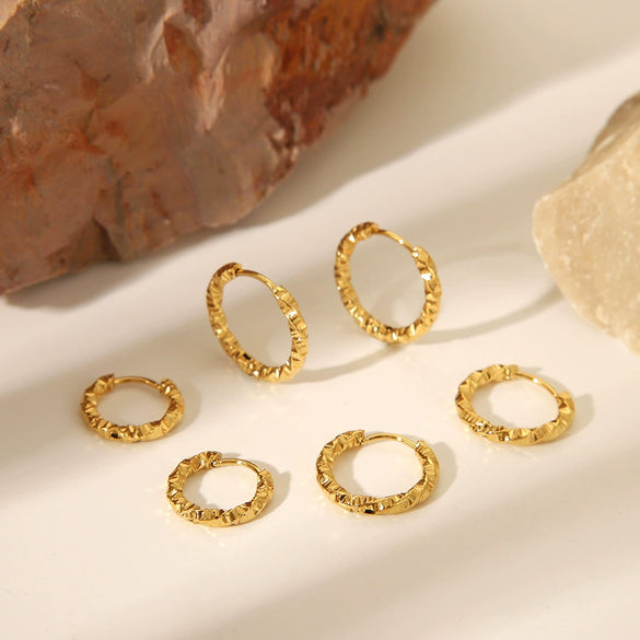Wholesale Stainless Steel Twist Flower Plain Hoop Earrings With Pvd Furnace Real Gold Electroplating