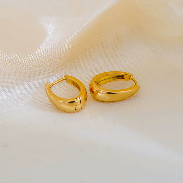 Wholesale Stainless Steel U Shaped Electroplated Women's Earrings