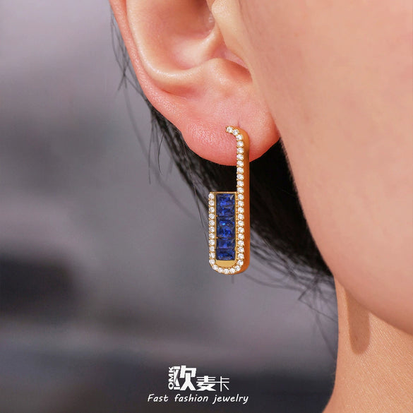 Wholesale Stainless Steel Ushaped Geometric Women's Earrings With Electroplating Process And Emerald Zircon