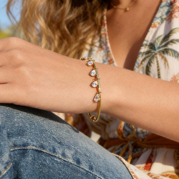 Wholesale Stainless Steel Water Drop Zircon Tassel Cross Bracelet 18K Gold Electroplated Jewelry