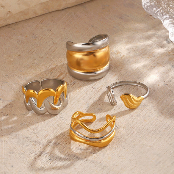 Wholesale Stainless Steel Women's Geometric Love Wings Ring With Electroplating And Hip Hop Style