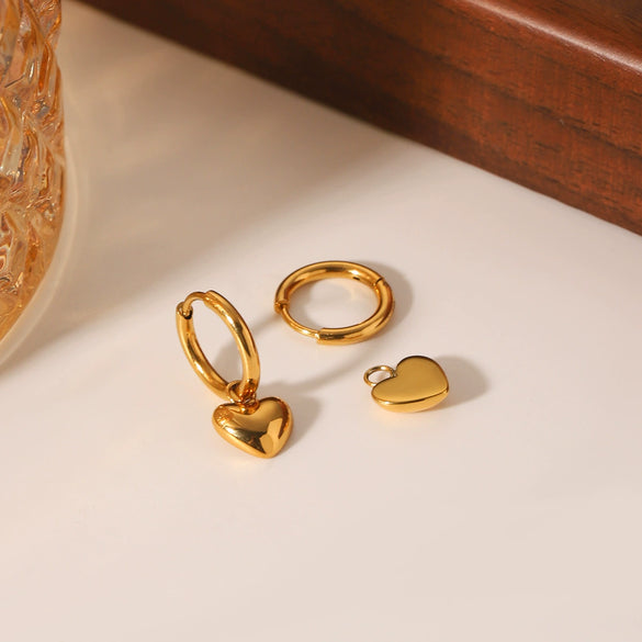 Wholesale Stainless Steel Women's Heart Shape Geometric Style Electroplated Earrings
