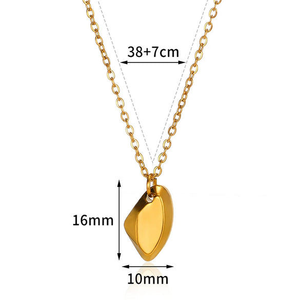Wholesale Stainless Steel Women's Heart Shaped Geometric Pendant Necklace With 18K Plating