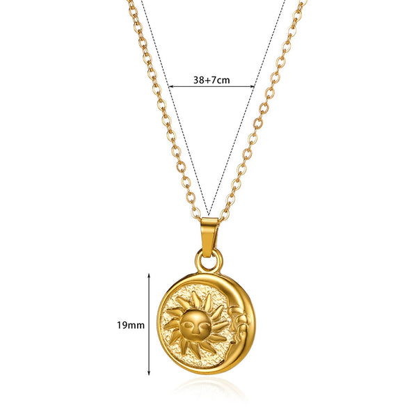 Wholesale Stainless Steel Women's Heart Shaped Geometric Pendant Necklace With 18K Plating