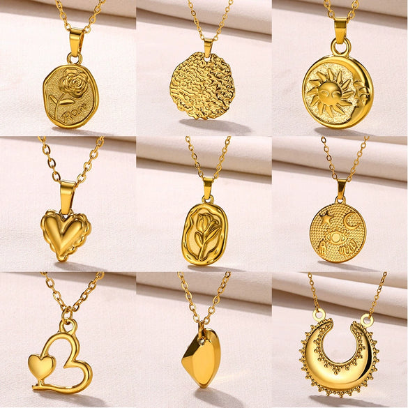 Wholesale Stainless Steel Women's Heart Shaped Geometric Pendant Necklace With 18K Plating