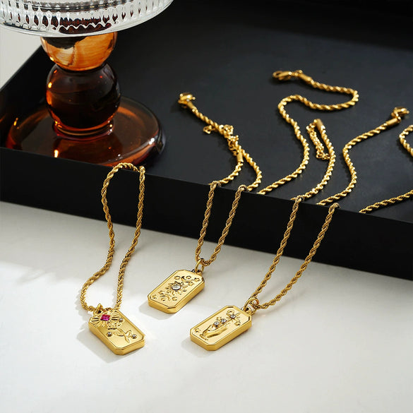 Wholesale Stainless Steel Zircon Pendant Necklace With Square Sun Star Stamp 18K Vacuum Electroplated Gold For Women Personality Style