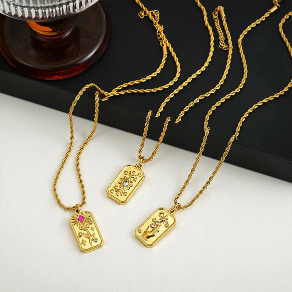 Wholesale Stainless Steel Zircon Pendant Necklace With Square Sun Star Stamp 18K Vacuum Electroplated Gold For Women Personality Style