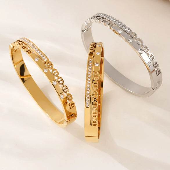 Wholesale Starry Zircon Exquisite Row Diamond Bracelet Stainless Steel 18K Gold Plated For Girls And Women