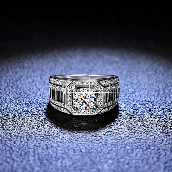 Wholesale 925 Sterling Silver Platinumplated Heart Moissanite Ring For Men