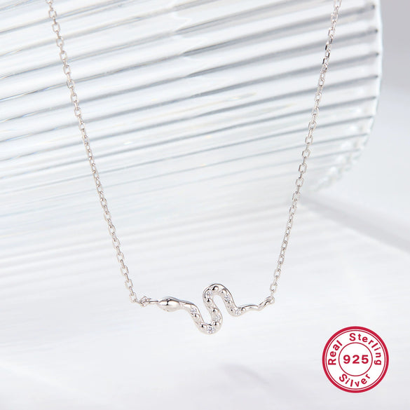 Wholesale 925 Sterling Silver Snakeshaped Animal Pattern Electroplated Women's Necklace