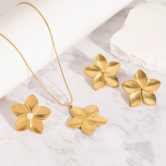 Wholesale Striped Flower Stainless Steel Jewelry Set With Pearl Ring Earrings And Necklace Pvd Furnace Vacuum Real Gold Plated