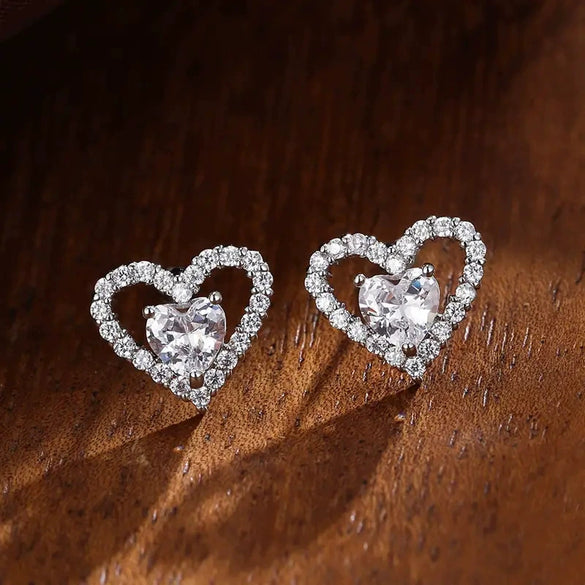 Wholesale Stud Earrings Copper Heart Shaped Inlaid Zircon For Women Simple Style