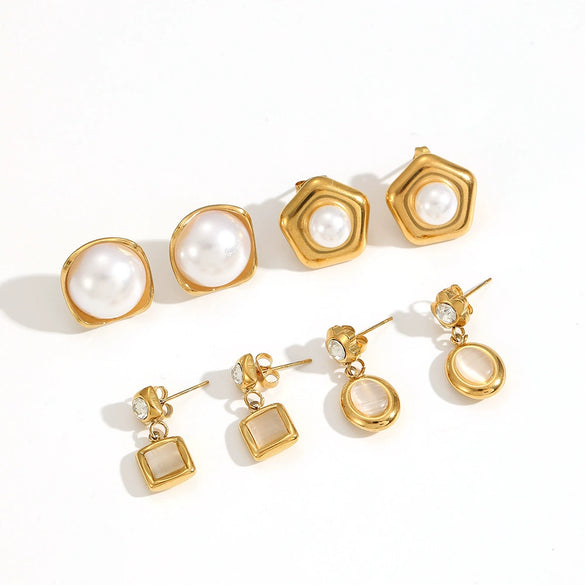 Wholesale Stud Earrings Geometric Round Pearl Titanium Steel 18 Goldplated Stainless Steel Highend Style
