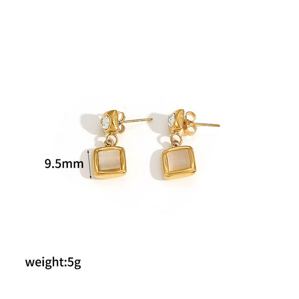 Wholesale Stud Earrings Geometric Round Pearl Titanium Steel 18 Goldplated Stainless Steel Highend Style