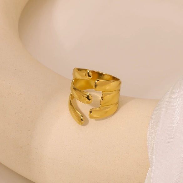 Wholesale Stylish Asymmetrical Geometric Stainless Steel Open Ring For Female Couple With Electroplating