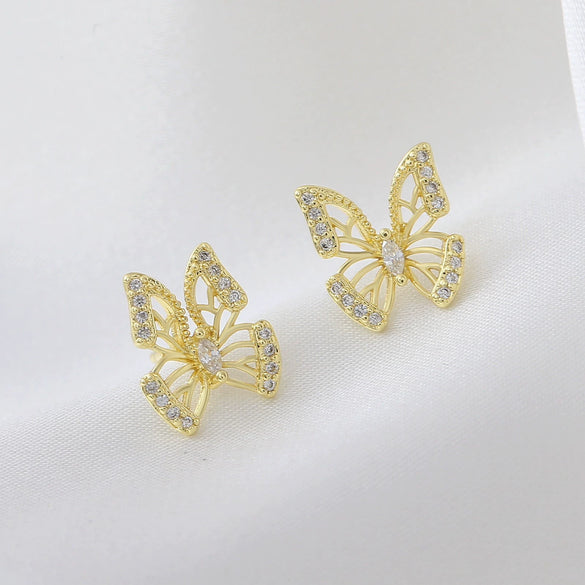 Wholesale Sweet Animal Shaped Hollow Copper Goldplated Butterfly Ear Studs For Women