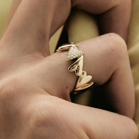 Wholesale Sweet Love Heart Shaped Stainless Steel Ring With 18K Gold Plated Electroplating For Women Light Luxury Jewelry