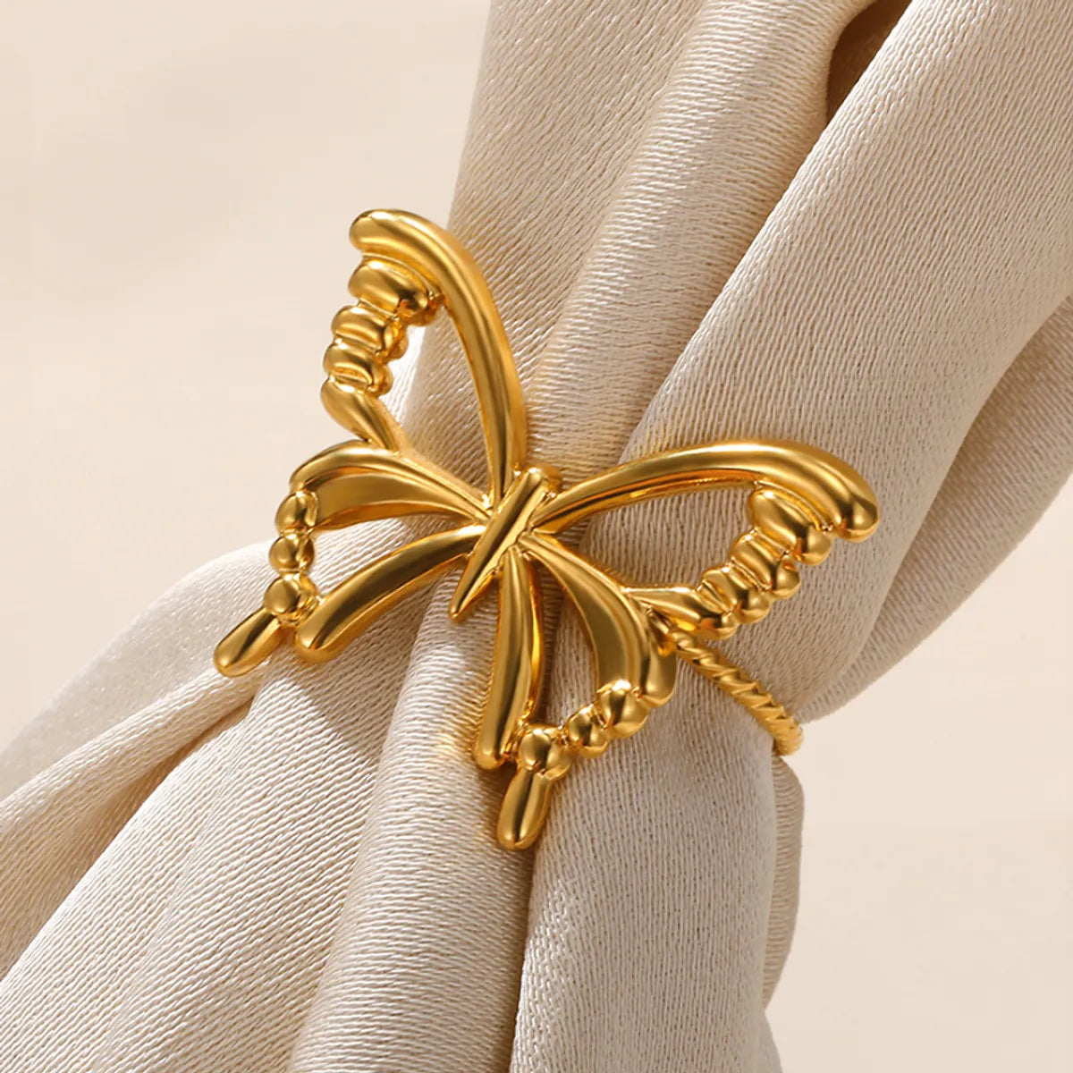 Sweet Simple Style Butterfly Stainless Steel Plating Hollow Out 18k Gold Plated Rings