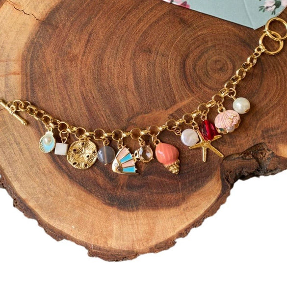 Wholesale Sweet Style Copper Jewelry With Goldplated Electroplating Star Shape Animal Zodiac Pearl Shell Seabed Biological Pendant