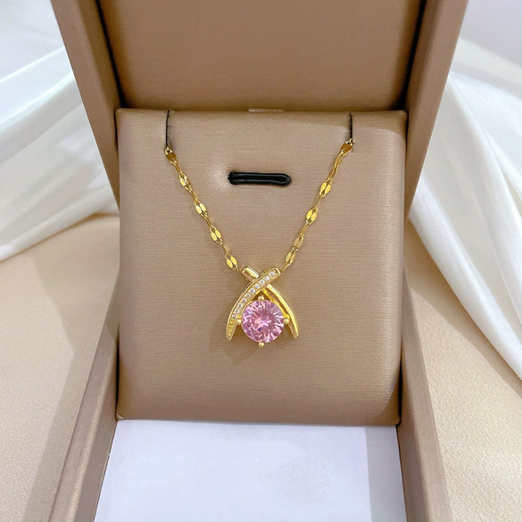 Wholesale Titanium Steel And Copper Diamondencrusted Geometric Fourleaf Flower Women's Necklace