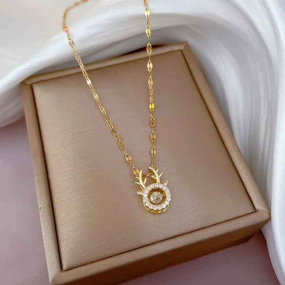 Wholesale Titanium Steel And Copper Diamondencrusted Geometric Fourleaf Flower Women's Necklace