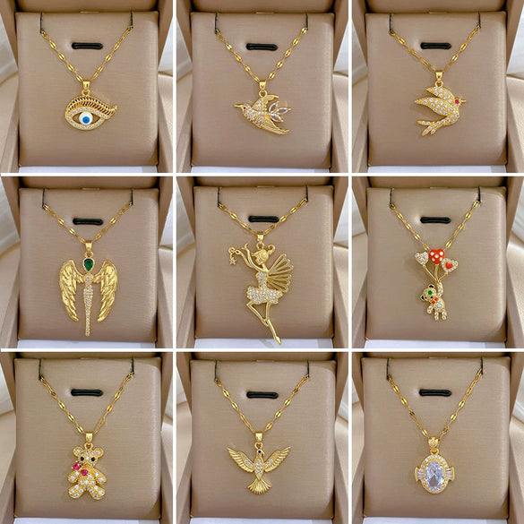 Wholesale Titanium Steel And Copper Diamondencrusted Geometric Fourleaf Flower Women's Necklace