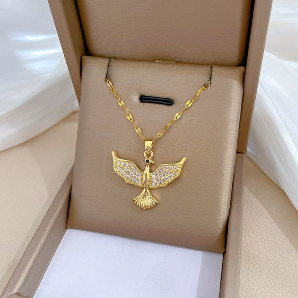Wholesale Titanium Steel And Copper Necklace With Geometric Pattern And Diamond Inlay And Real Gold Electroplated For Women