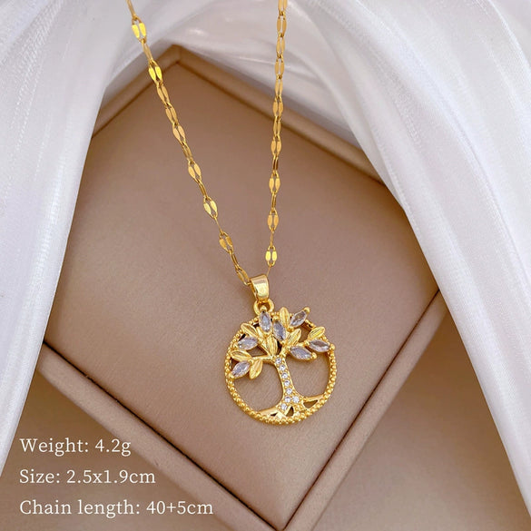 Wholesale Titanium Steel And Copper Necklace With Geometric Pattern And Diamond Inlay And Real Gold Electroplated For Women