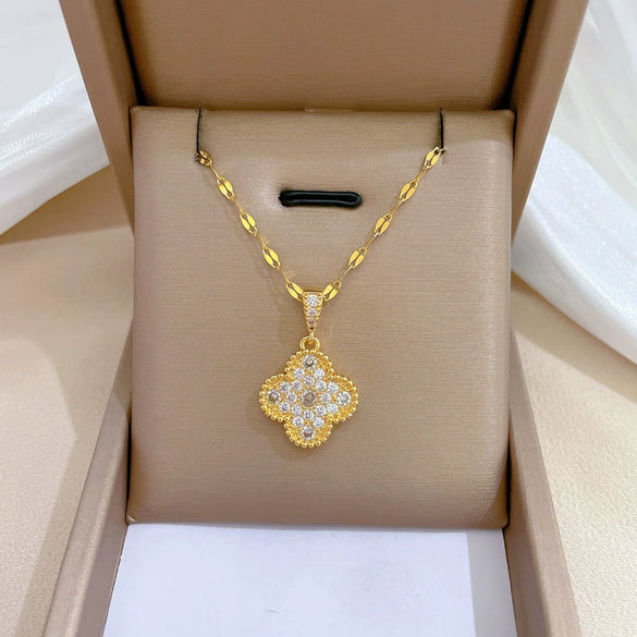 Wholesale Titanium Steel And Copper Necklace With Geometric Pattern And Diamond Microinlaid And Electroplating For Unisex